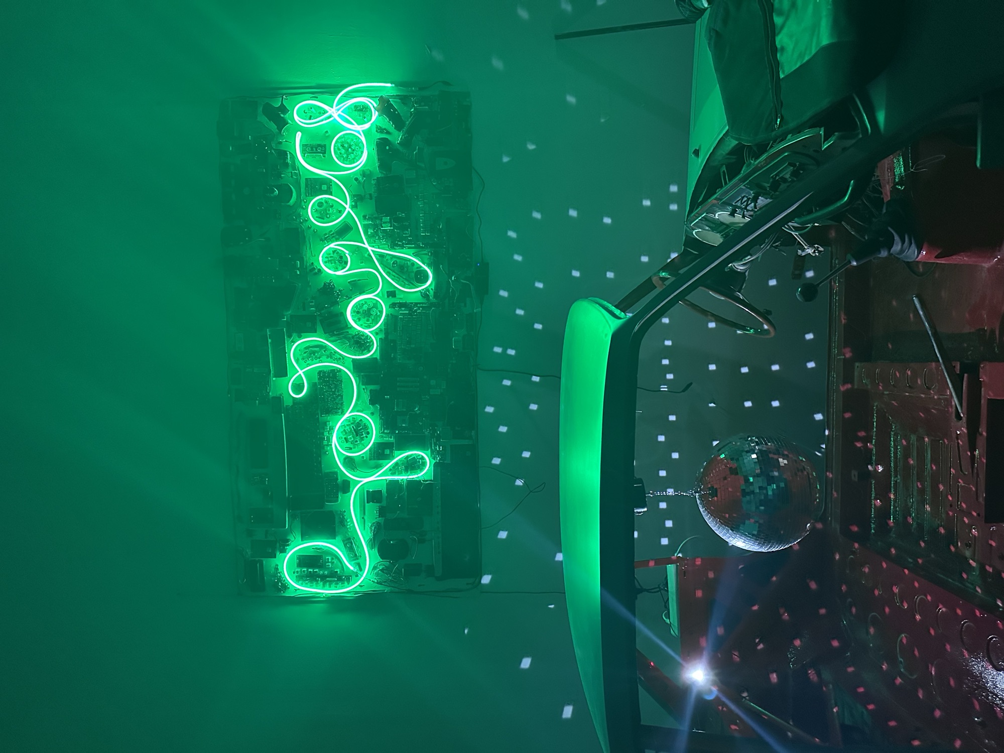 Building the light table from circuit boards